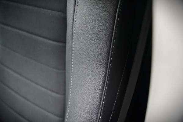 Mercedes-Benz GLE 350 D 4MATIC | Grijs Kenteken | AMG | Burmester | Adaptive Cruise Control | Stoelverwarming | Panoramadak | Luchtvering | Trekhaak | 360° Camera | BTW | Apple Carplay | Ambiance Verlichting | Leder | Nigh