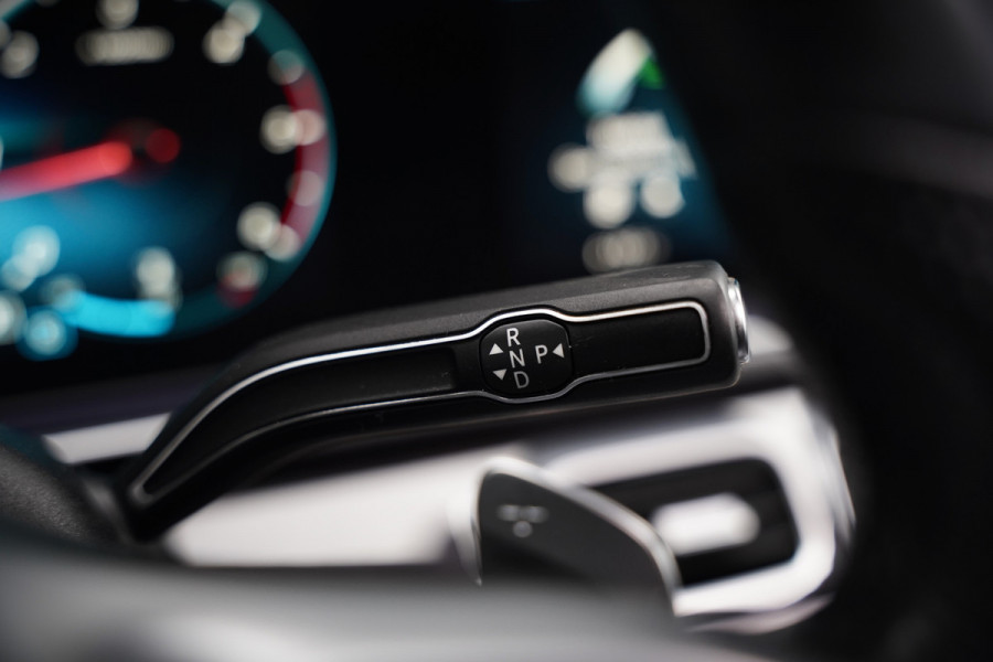 Mercedes-Benz GLE 350 D 4MATIC | Grijs Kenteken | AMG | Burmester | Adaptive Cruise Control | Stoelverwarming | Panoramadak | Luchtvering | Trekhaak | 360° Camera | BTW | Apple Carplay | Ambiance Verlichting | Leder | Nigh