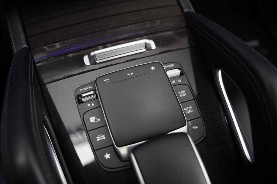 Mercedes-Benz GLE 350 D 4MATIC | Grijs Kenteken | AMG | Burmester | Adaptive Cruise Control | Stoelverwarming | Panoramadak | Luchtvering | Trekhaak | 360° Camera | BTW | Apple Carplay | Ambiance Verlichting | Leder | Nigh