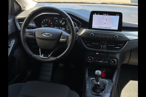 Ford FOCUS Wagon 1.0 EcoBoost 125 pk Titanium Business, climaat control, navigatie, Nederlandse auto met nationale auto pas
