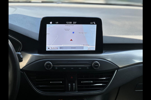 Ford FOCUS Wagon 1.0 EcoBoost 125 pk Titanium Business, climaat control, navigatie, Nederlandse auto met nationale auto pas