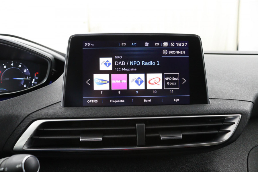 Peugeot 3008 1.2 PureTech Premium*LED*NAVI*HAAK*CRUISE*