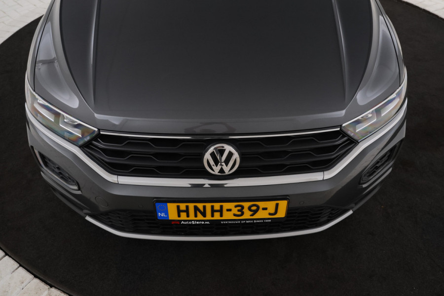 Volkswagen T-Roc 1.6 TDI Style Business Cruise Control, Panoramadak, Trekhaak, Airco, Parkeersensoren