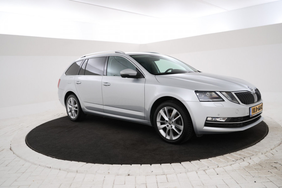 Škoda Octavia Combi 1.6 TDI Greentech Style Business Navigatie, Trekhaak, Virtual, Apple Carplay, Stoelverwarming