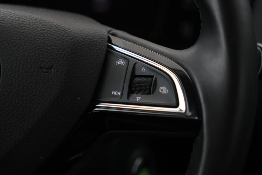 Škoda Octavia Combi 1.6 TDI Greentech Style Business Navigatie, Trekhaak, Virtual, Apple Carplay, Stoelverwarming