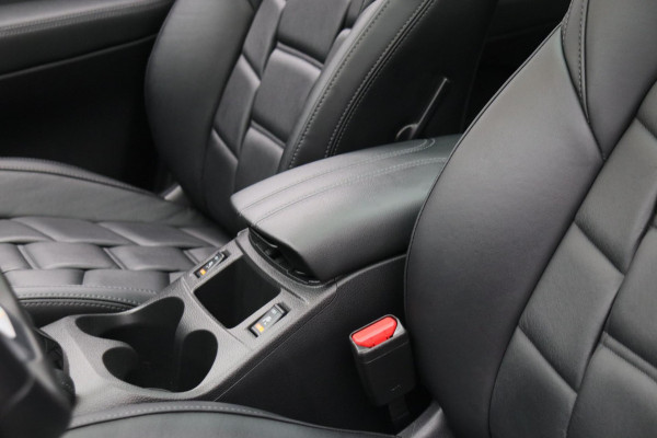 Nissan QASHQAI 1.3 DIG-T Premium Edition * Automaat * Leder trekhaak panorama dak Stoelverwarming camera