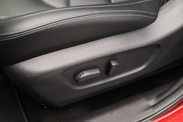 Nissan QASHQAI 1.3 DIG-T Premium Edition * Automaat * Leder trekhaak panorama dak Stoelverwarming camera