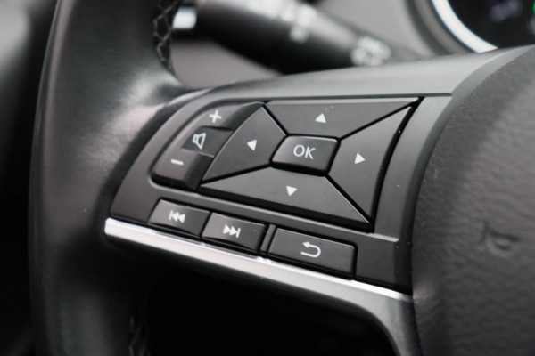 Nissan QASHQAI 1.3 DIG-T Premium Edition * Automaat * Leder trekhaak panorama dak Stoelverwarming camera