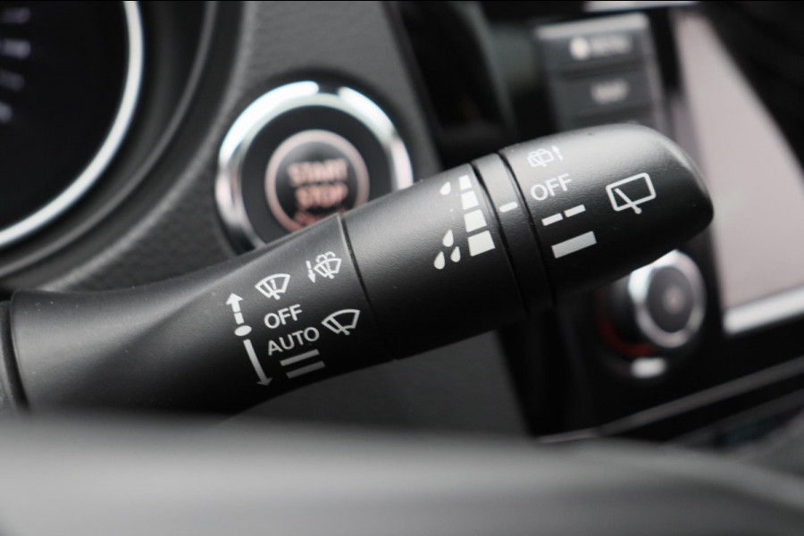 Nissan QASHQAI 1.3 DIG-T Premium Edition * Automaat * Leder trekhaak panorama dak Stoelverwarming camera