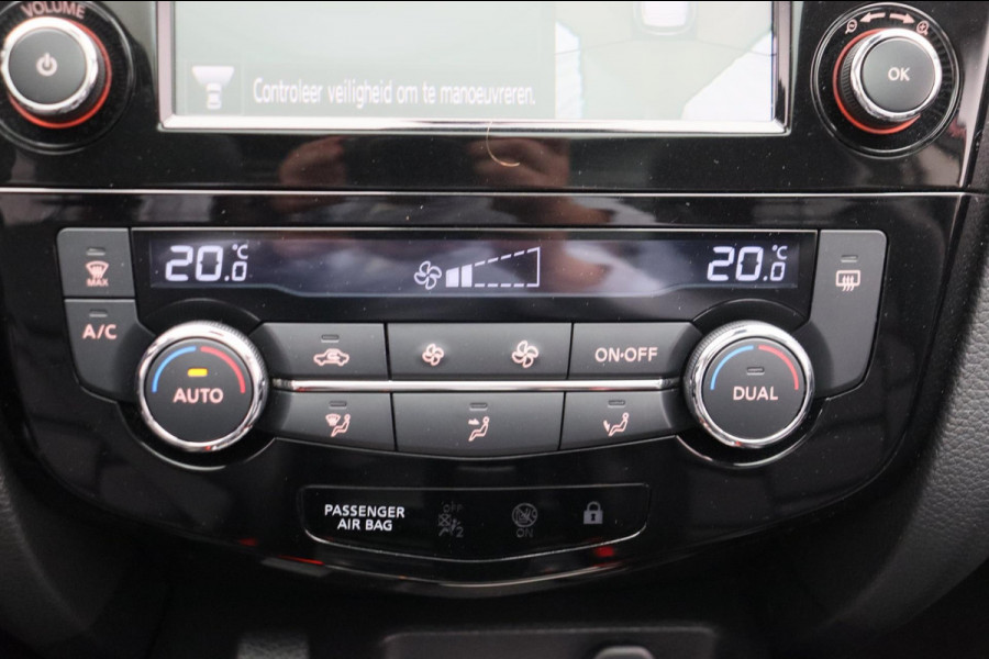 Nissan QASHQAI 1.3 DIG-T Premium Edition * Automaat * Leder trekhaak panorama dak Stoelverwarming camera