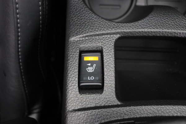 Nissan QASHQAI 1.3 DIG-T Premium Edition * Automaat * Leder trekhaak panorama dak Stoelverwarming camera