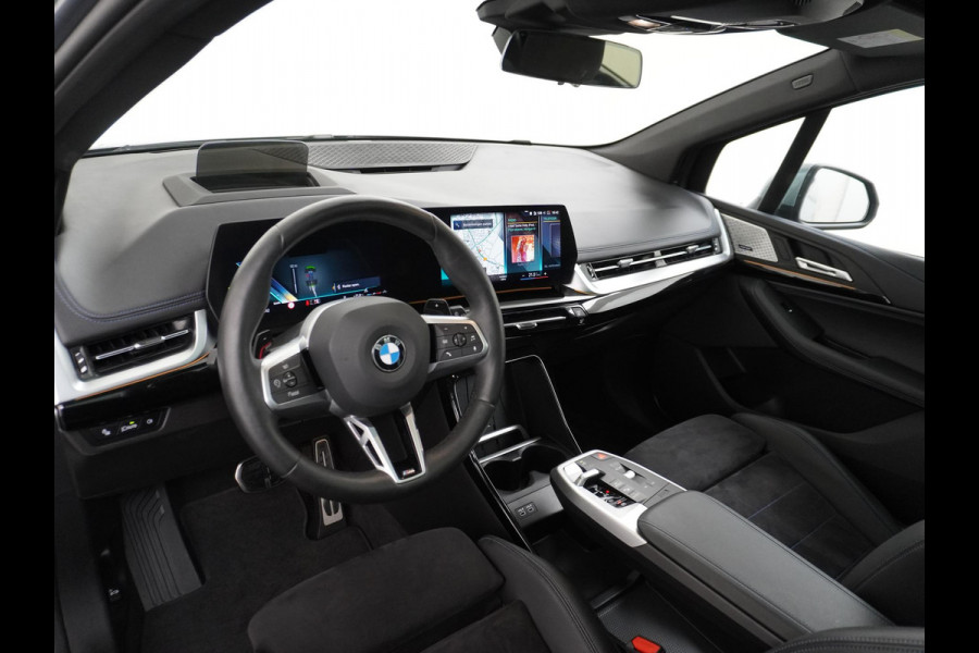 BMW 2 Serie Active Tourer 220i M-Sport HARMAN KARDON AUDIO| PANO |360 CAMERA | MEMORY SEAT