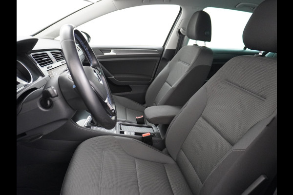 Volkswagen e-Golf AUT. Adaptive Cruise Apple Carplay Android Navi Climatronic Pdc Led Regen-Lichtsensor 36kWh Privacy Glas Bluetooth Spiegelpakket Car-Net App-Connect Wifi E-DITION 1e Eigenaar