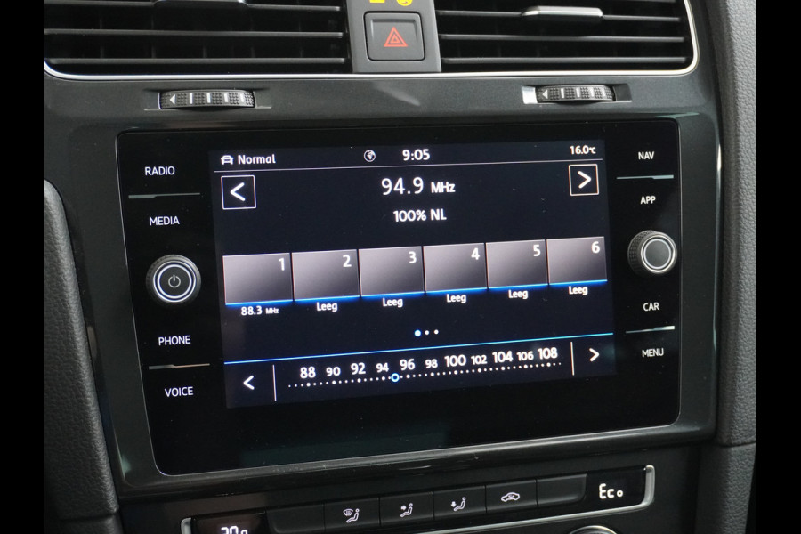 Volkswagen e-Golf AUT. Adaptive Cruise Apple Carplay Android Navi Climatronic Pdc Led Regen-Lichtsensor 36kWh Privacy Glas Bluetooth Spiegelpakket Car-Net App-Connect Wifi E-DITION 1e Eigenaar