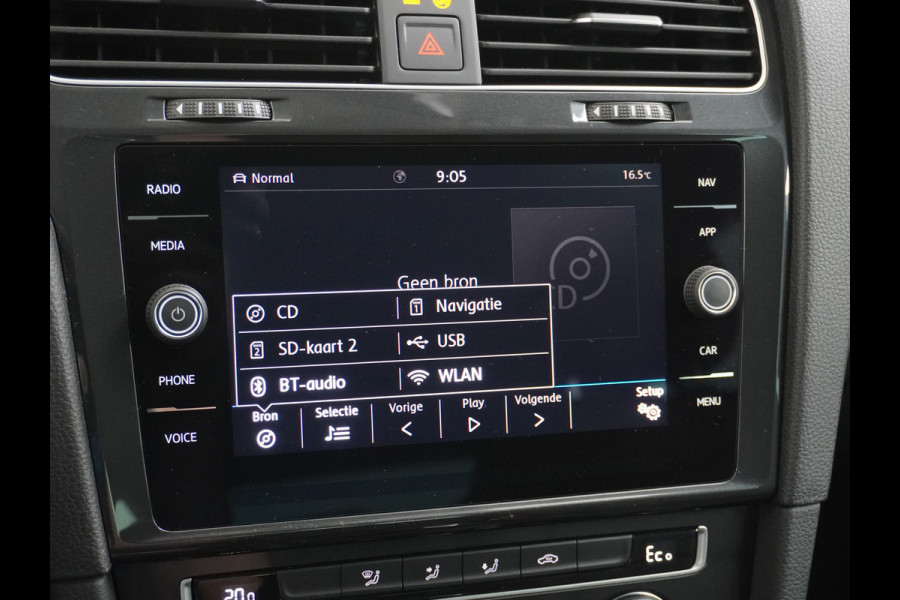 Volkswagen e-Golf AUT. Adaptive Cruise Apple Carplay Android Navi Climatronic Pdc Led Regen-Lichtsensor 36kWh Privacy Glas Bluetooth Spiegelpakket Car-Net App-Connect Wifi E-DITION 1e Eigenaar