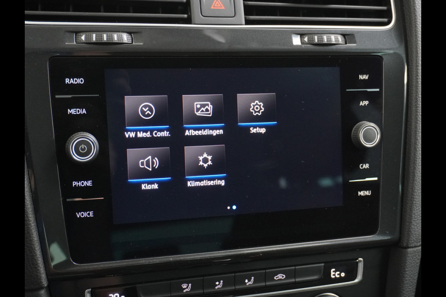 Volkswagen e-Golf AUT. Adaptive Cruise Apple Carplay Android Navi Climatronic Pdc Led Regen-Lichtsensor 36kWh Privacy Glas Bluetooth Spiegelpakket Car-Net App-Connect Wifi E-DITION 1e Eigenaar