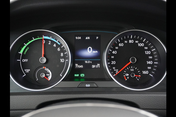 Volkswagen e-Golf AUT. Adaptive Cruise Apple Carplay Android Navi Climatronic Pdc Led Regen-Lichtsensor 36kWh Privacy Glas Bluetooth Spiegelpakket Car-Net App-Connect Wifi E-DITION 1e Eigenaar