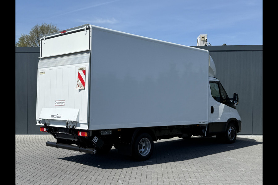 Iveco Daily 35C16H 2.3 D 157 PK / ZEER NETJES !! / HYDRAULISCHE LAADKLEP / BAKWAGEN / 76.935 KM ! / AIRCO / 3-ZITS