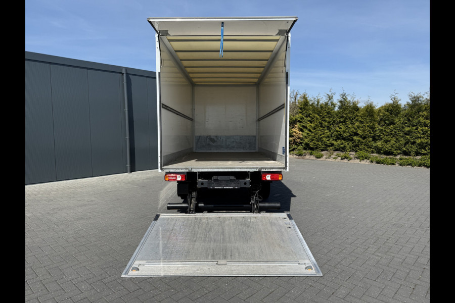 Iveco Daily 35C16H 2.3 D 157 PK / ZEER NETJES !! / HYDRAULISCHE LAADKLEP / BAKWAGEN / 76.935 KM ! / AIRCO / 3-ZITS