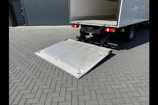Iveco Daily 35C16H 2.3 D 157 PK / ZEER NETJES !! / HYDRAULISCHE LAADKLEP / BAKWAGEN / 76.935 KM ! / AIRCO / 3-ZITS