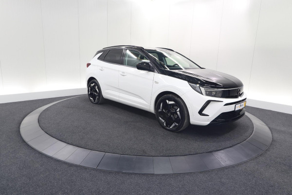 Opel Grandland 300 Turbo Plug-In Hybrid 4x4 GSe | Adaptieve Cruise Control | Camera | Elektrische Kofferklep