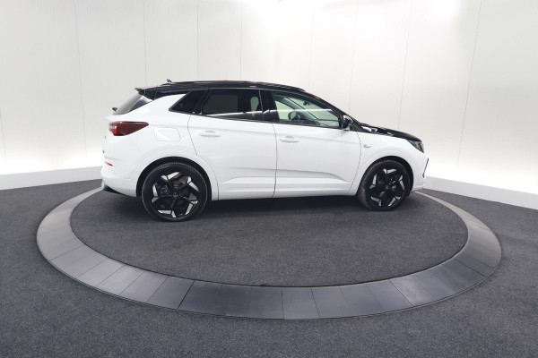 Opel Grandland 300 Turbo Plug-In Hybrid 4x4 GSe | Adaptieve Cruise Control | Camera | Elektrische Kofferklep