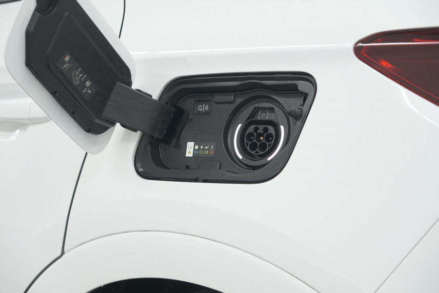 Opel Grandland 300 Turbo Plug-In Hybrid 4x4 GSe | Adaptieve Cruise Control | Camera | Elektrische Kofferklep
