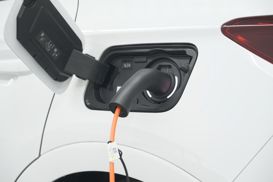 Opel Grandland 300 Turbo Plug-In Hybrid 4x4 GSe | Adaptieve Cruise Control | Camera | Elektrische Kofferklep