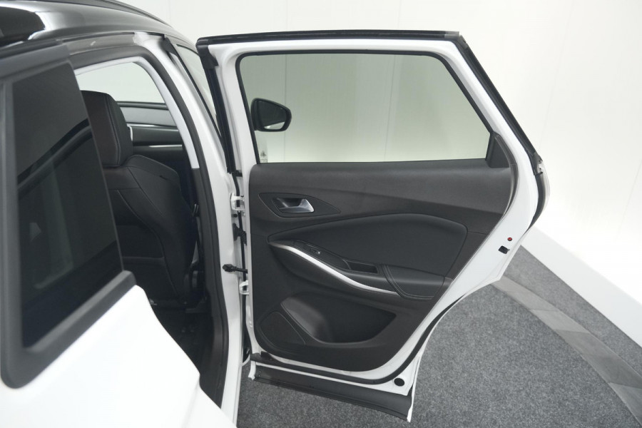 Opel Grandland 300 Turbo Plug-In Hybrid 4x4 GSe | Adaptieve Cruise Control | Camera | Elektrische Kofferklep