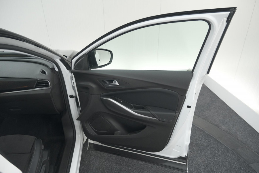 Opel Grandland 300 Turbo Plug-In Hybrid 4x4 GSe | Adaptieve Cruise Control | Camera | Elektrische Kofferklep