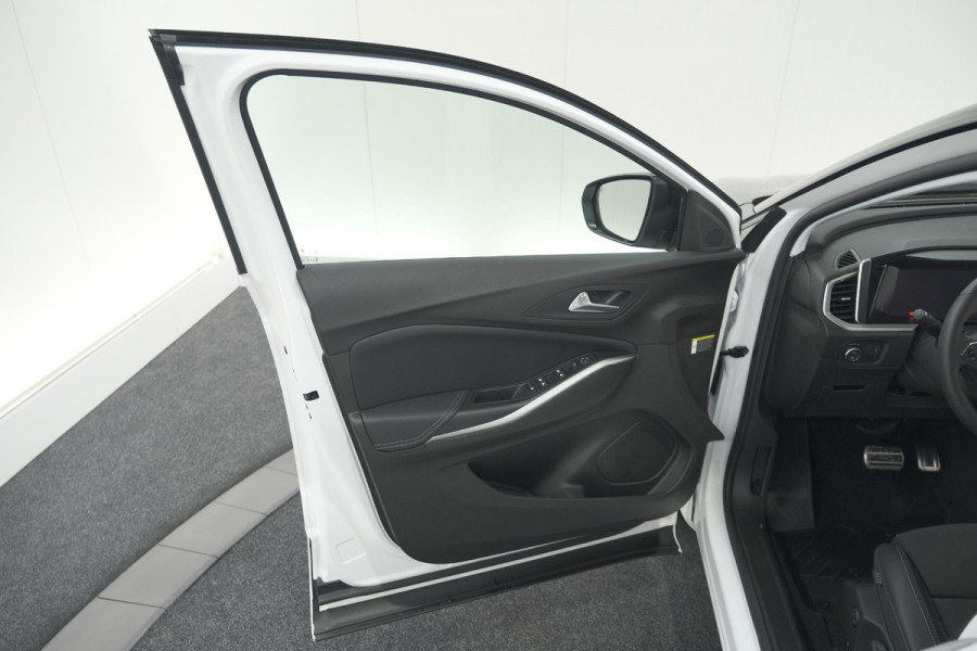Opel Grandland 300 Turbo Plug-In Hybrid 4x4 GSe | Adaptieve Cruise Control | Camera | Elektrische Kofferklep