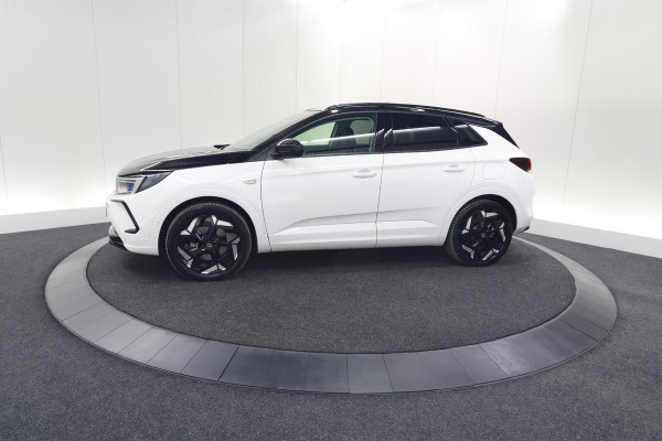 Opel Grandland 300 Turbo Plug-In Hybrid 4x4 GSe | Adaptieve Cruise Control | Camera | Elektrische Kofferklep