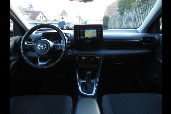 Toyota Yaris 1.5 Hybrid Dynamic | 1e EIGENAAR | DEALER ONDERHOUDEN | NAVI | KEYLESS ENTRY+GO | CAMERA | ADAPTIVE CRUISE | DAB+ |