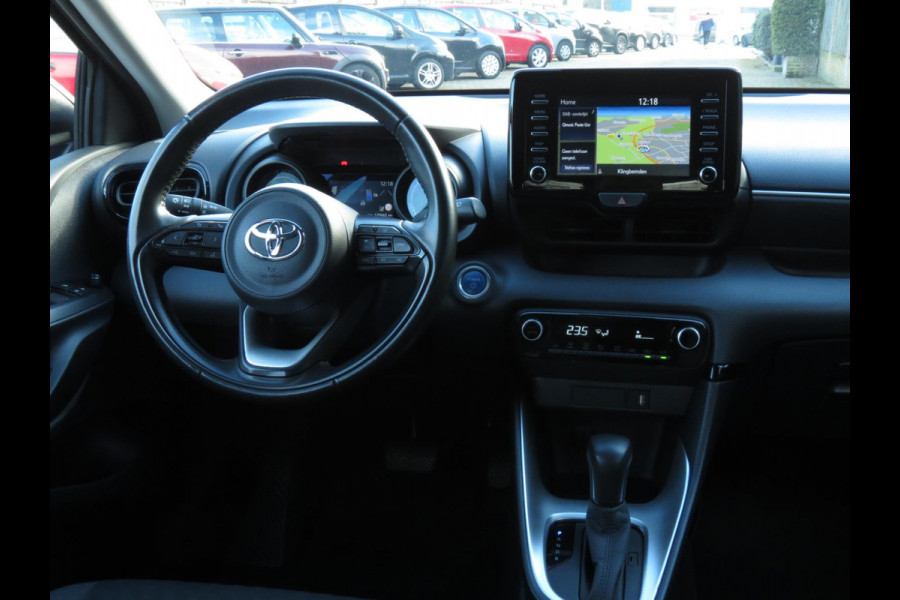 Toyota Yaris 1.5 Hybrid Dynamic | 1e EIGENAAR | DEALER ONDERHOUDEN | NAVI | KEYLESS ENTRY+GO | CAMERA | ADAPTIVE CRUISE | DAB+ |