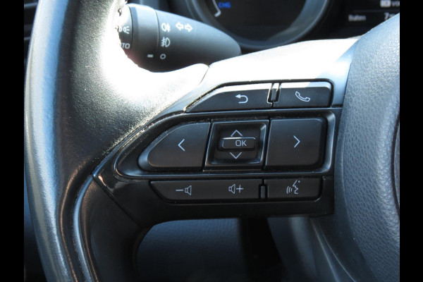 Toyota Yaris 1.5 Hybrid Dynamic | 1e EIGENAAR | DEALER ONDERHOUDEN | NAVI | KEYLESS ENTRY+GO | CAMERA | ADAPTIVE CRUISE | DAB+ |