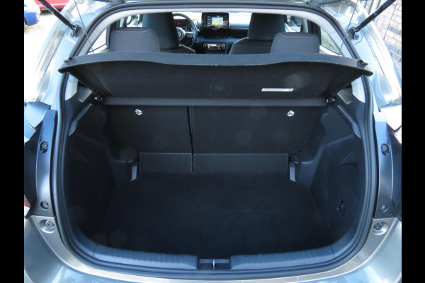 Toyota Yaris 1.5 Hybrid Dynamic | 1e EIGENAAR | DEALER ONDERHOUDEN | NAVI | KEYLESS ENTRY+GO | CAMERA | ADAPTIVE CRUISE | DAB+ |