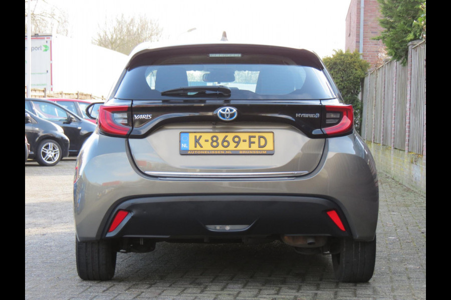 Toyota Yaris 1.5 Hybrid Dynamic | 1e EIGENAAR | DEALER ONDERHOUDEN | NAVI | KEYLESS ENTRY+GO | CAMERA | ADAPTIVE CRUISE | DAB+ |