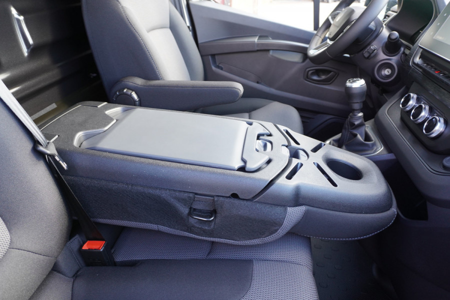 Renault Trafic 2.0 Blue dCi 130 T30 L2H1 Advance Nr. V009 | Airco | Cruise | Apple CP+ Android auto | Betimmering