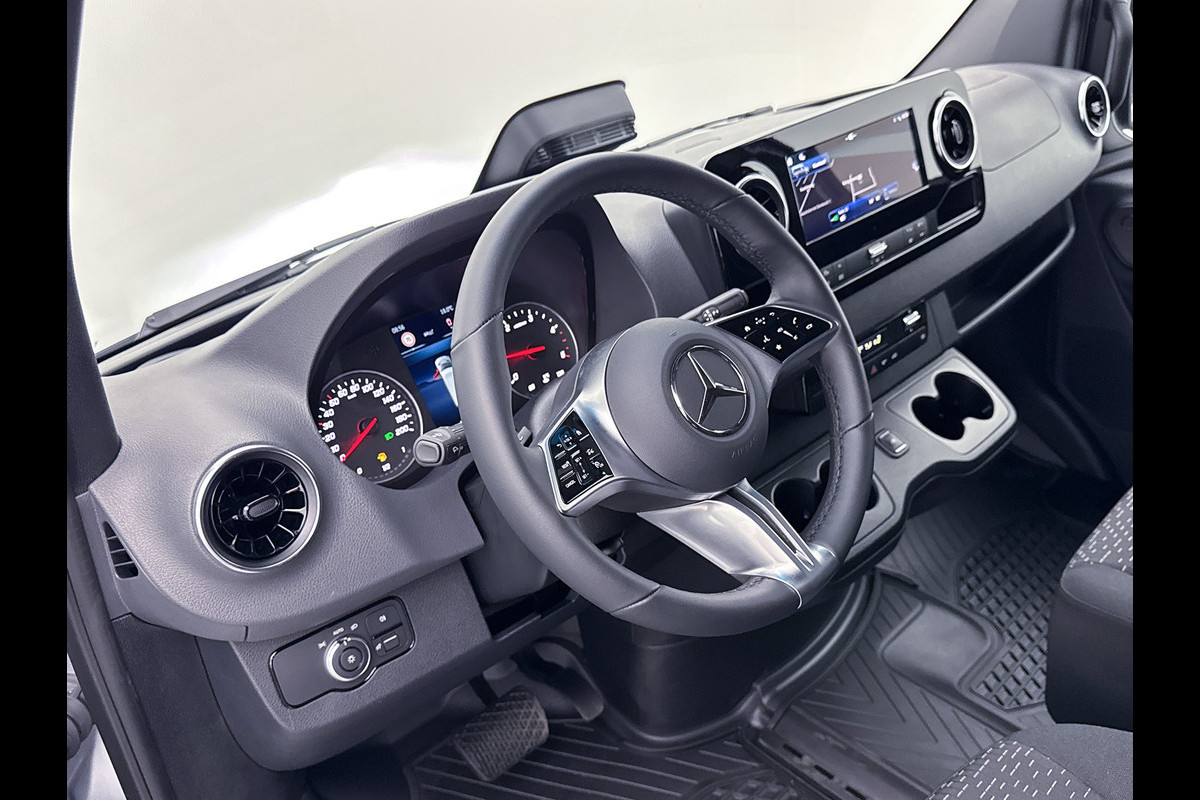 Mercedes-Benz Sprinter Sprinter 317 1.9 CDI L3H2 Elektrische schuifdeur Navigatie LED Achteruitrijcamera Betimmering Adaptieve Cruise Control Mercedes-Benz Sprinter Sprinter 317 1.9 CDI L3H2 Elektrische schuifdeur Navigatie LED Achteruitrijcamera Betimmering Adaptieve Cruise Control