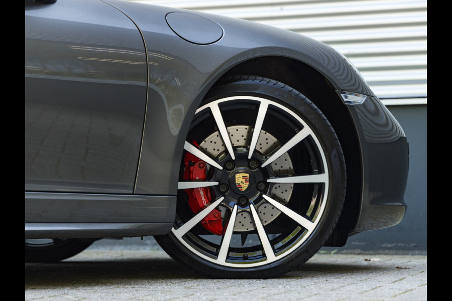Porsche 911 3.0 Carrera 4S - Glasdak - Achterasbesturing - 18-Voudig - Sport Chrono - Stoelventilatie
