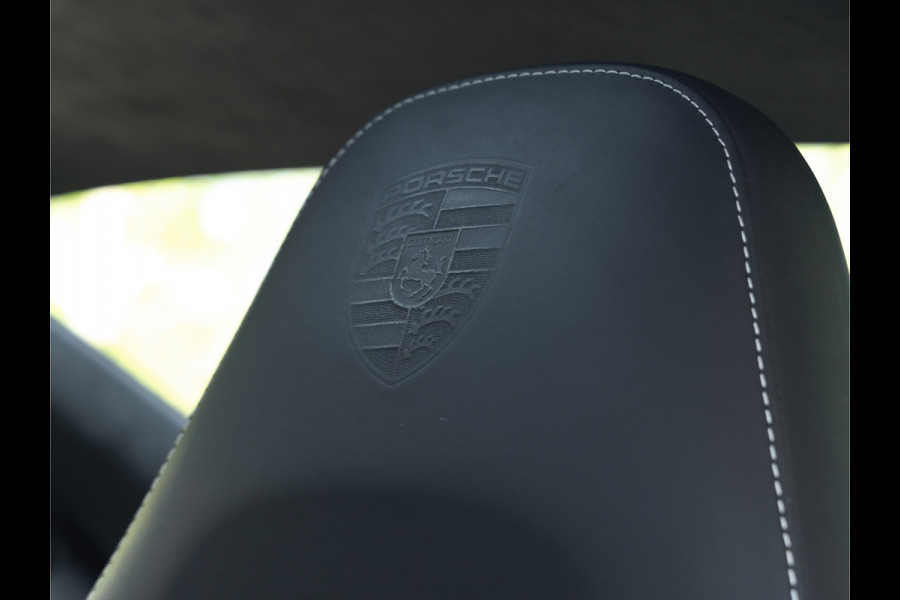 Porsche 911 3.0 Carrera 4S - Glasdak - Achterasbesturing - 18-Voudig - Sport Chrono - Stoelventilatie