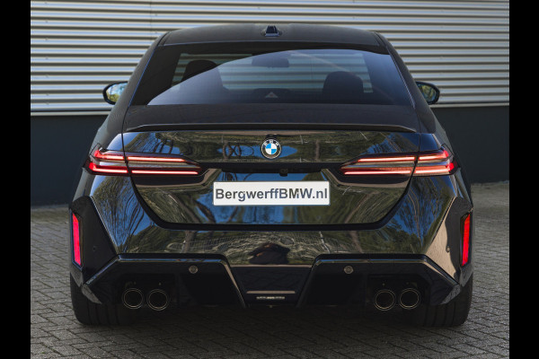 BMW 5 Serie M5 - Direct Beschikbaar! - Keramisch - Full-Option