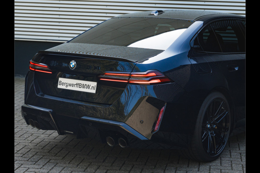 BMW 5 Serie M5 - Direct Beschikbaar! - Keramisch - Full-Option