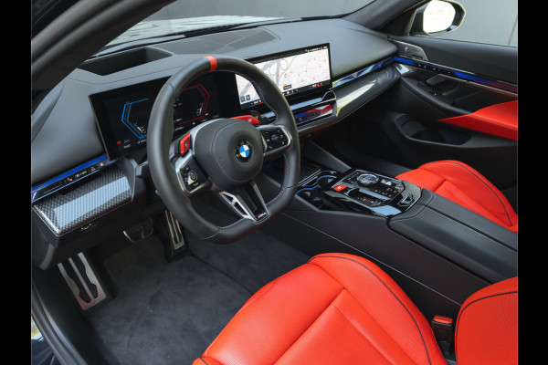 BMW 5 Serie M5 - Direct Beschikbaar! - Keramisch - Full-Option