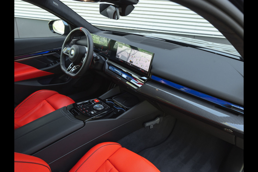 BMW 5 Serie M5 - Direct Beschikbaar! - Keramisch - Full-Option