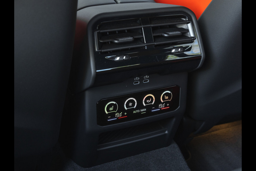 BMW 5 Serie M5 - Direct Beschikbaar! - Keramisch - Full-Option