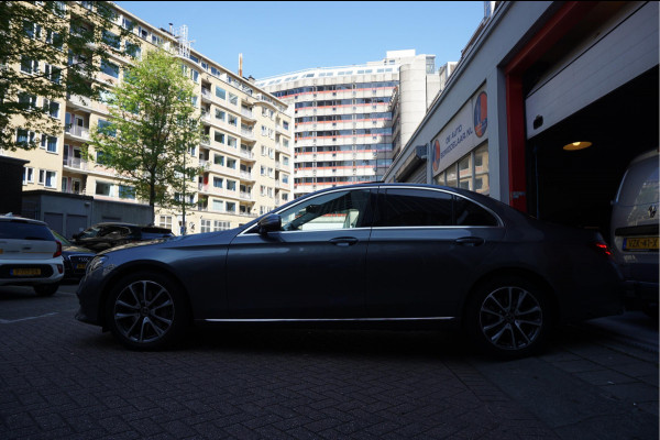 Mercedes-Benz E-Klasse 350 Premium Plus Exclusive Night | Sfeerverlichting | Panoramadak | Stoelen met MEMORY/ VERWAMING/ KOELING | Geperforeerd leer