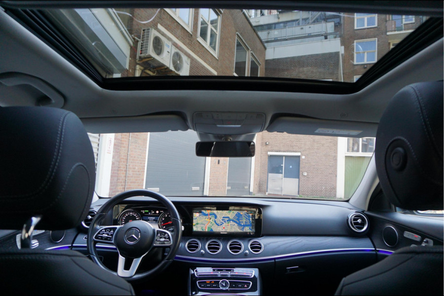 Mercedes-Benz E-Klasse 350 Premium Plus Exclusive Night | Sfeerverlichting | Panoramadak | Stoelen met MEMORY/ VERWAMING/ KOELING | Geperforeerd leer