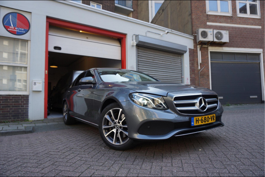Mercedes-Benz E-Klasse 350 Premium Plus Exclusive Night | Sfeerverlichting | Panoramadak | Stoelen met MEMORY/ VERWAMING/ KOELING | Geperforeerd leer