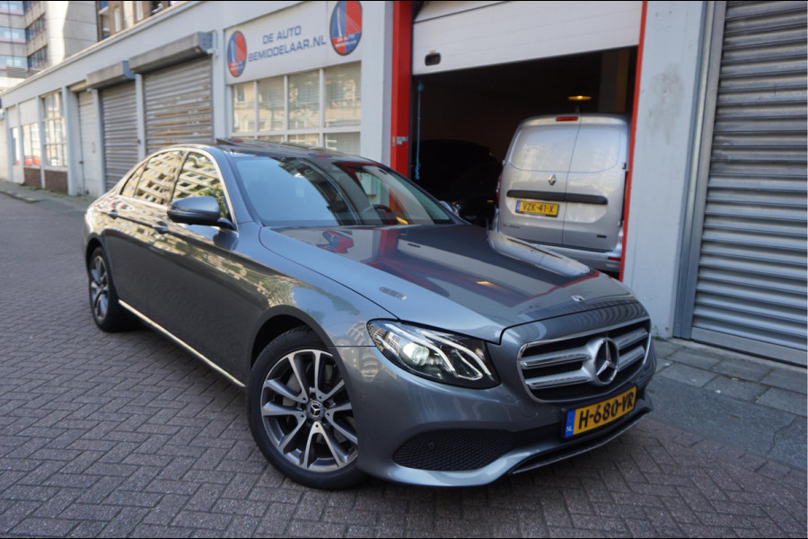 Mercedes-Benz E-Klasse 350 Premium Plus Exclusive Night | Sfeerverlichting | Panoramadak | Stoelen met MEMORY/ VERWAMING/ KOELING | Geperforeerd leer